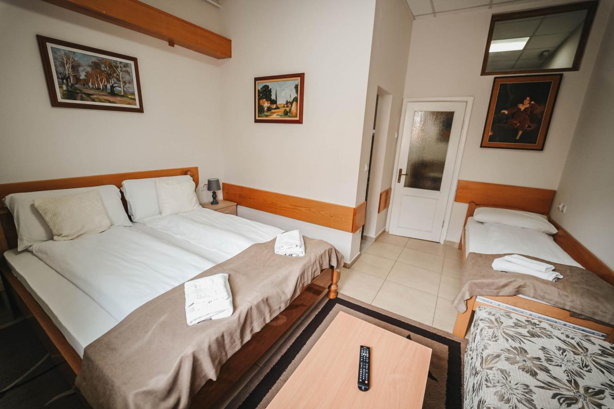 B&B Passage Sremska Mitrovica Ngoại thất bức ảnh