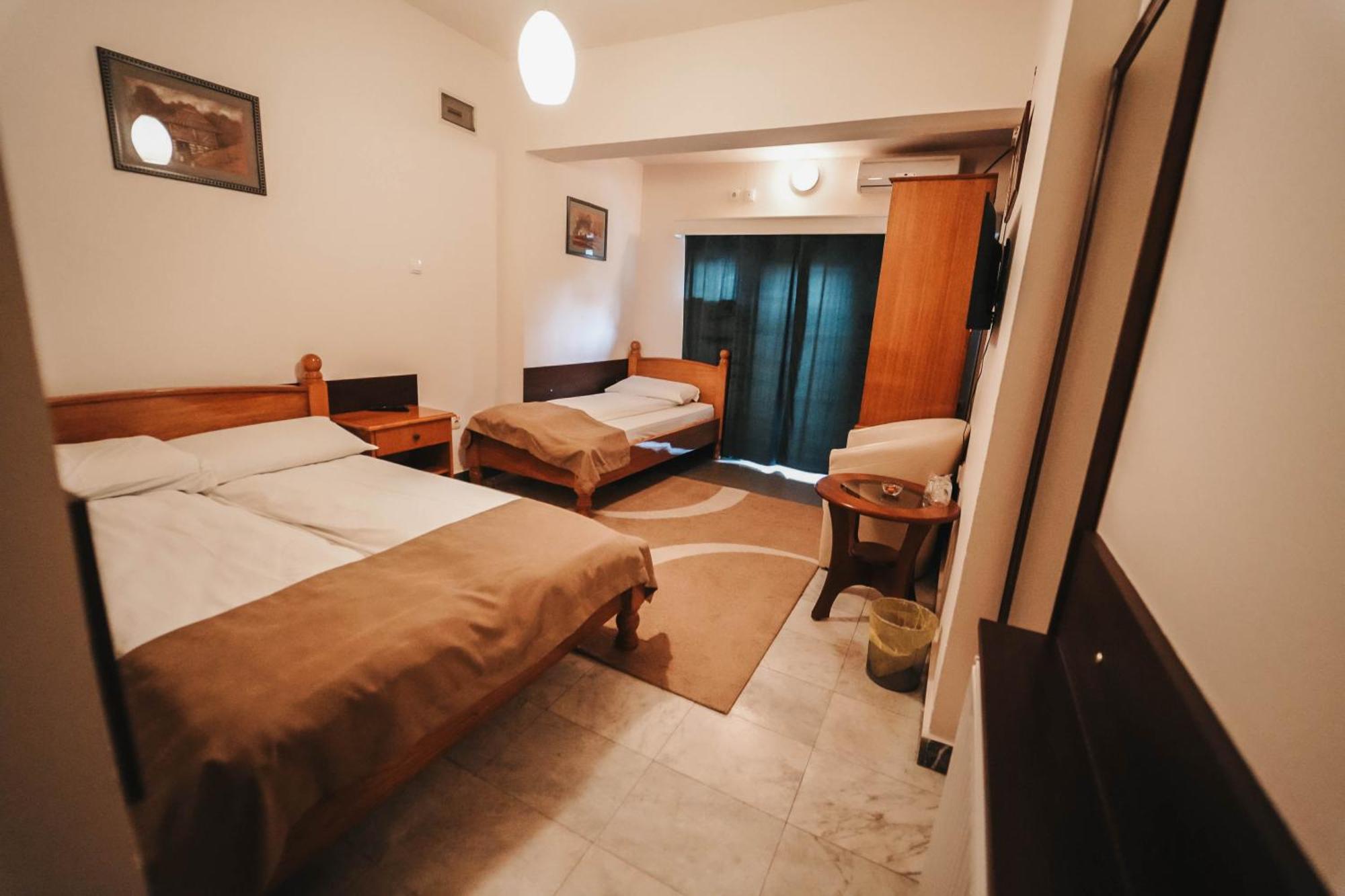 B&B Passage Sremska Mitrovica Ngoại thất bức ảnh