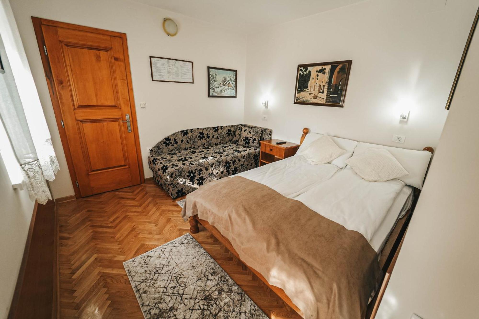 B&B Passage Sremska Mitrovica Ngoại thất bức ảnh