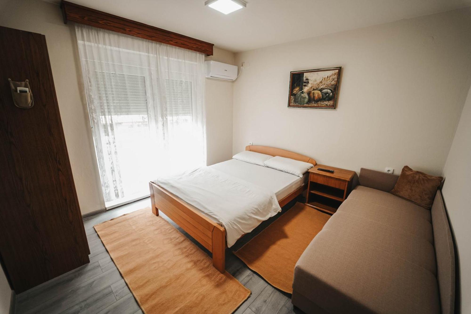 B&B Passage Sremska Mitrovica Ngoại thất bức ảnh